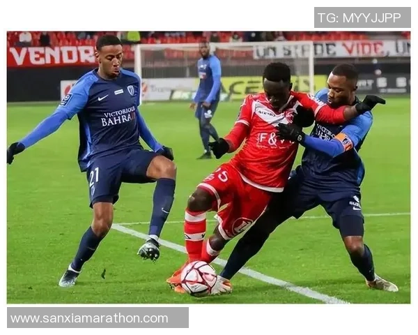 格雷米奥与巴塞罗那的巅峰对决谁能笑到最后解析比赛精彩瞬间